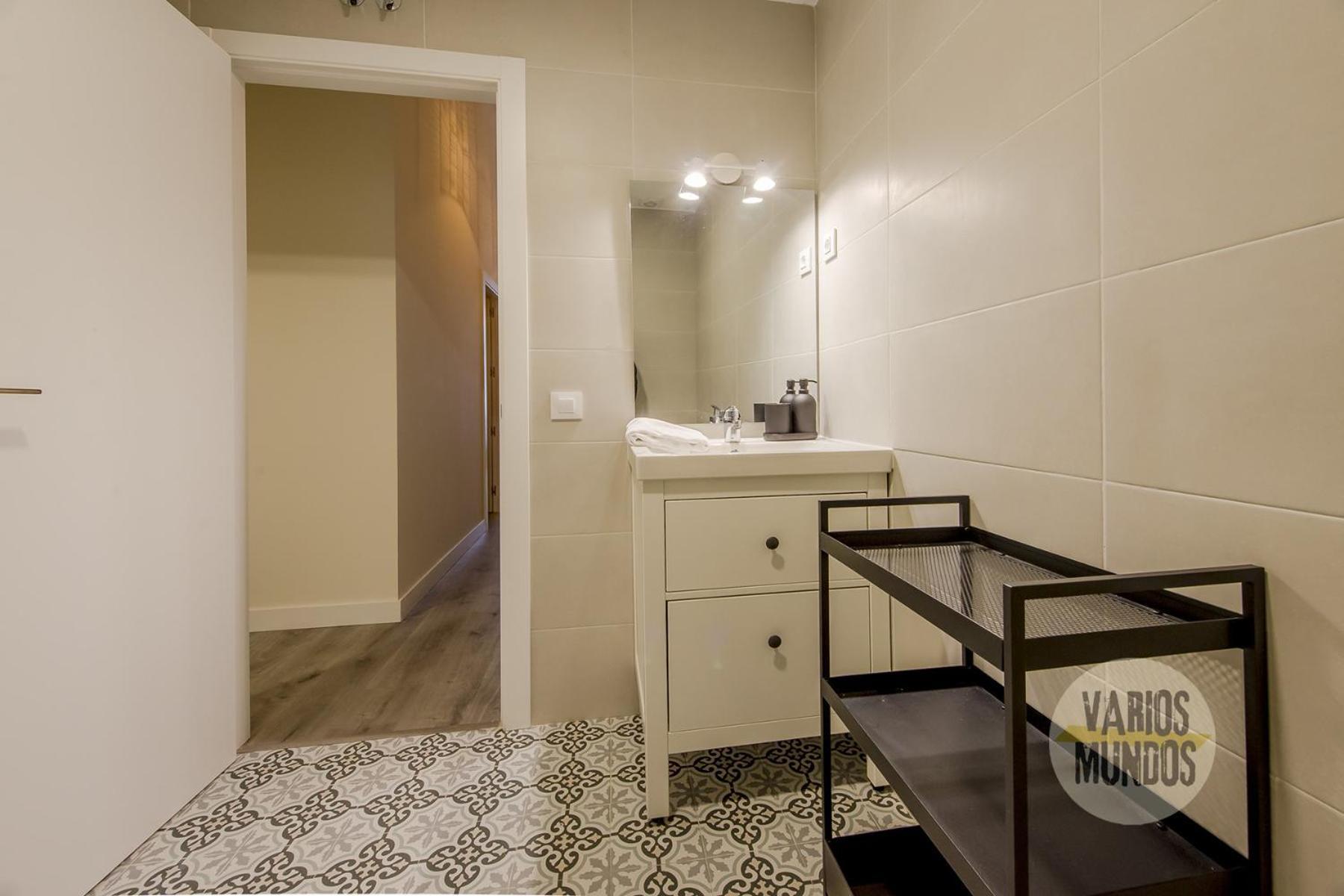 Central&Modern Apt 4Hab Para 9P En La Latina Madrid Exterior photo